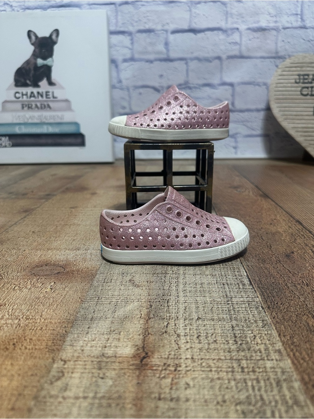 Native Shoes Girls c6  Jefferson Glitter Pink Metal Bling Shell White Summer